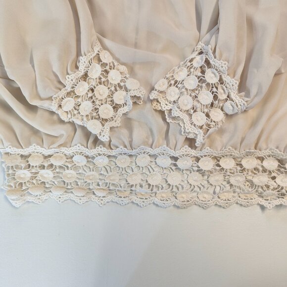 Entro Size Small Top Ecru Doily Lace Accents Rouleau Button Loops - Picture 15 of 16